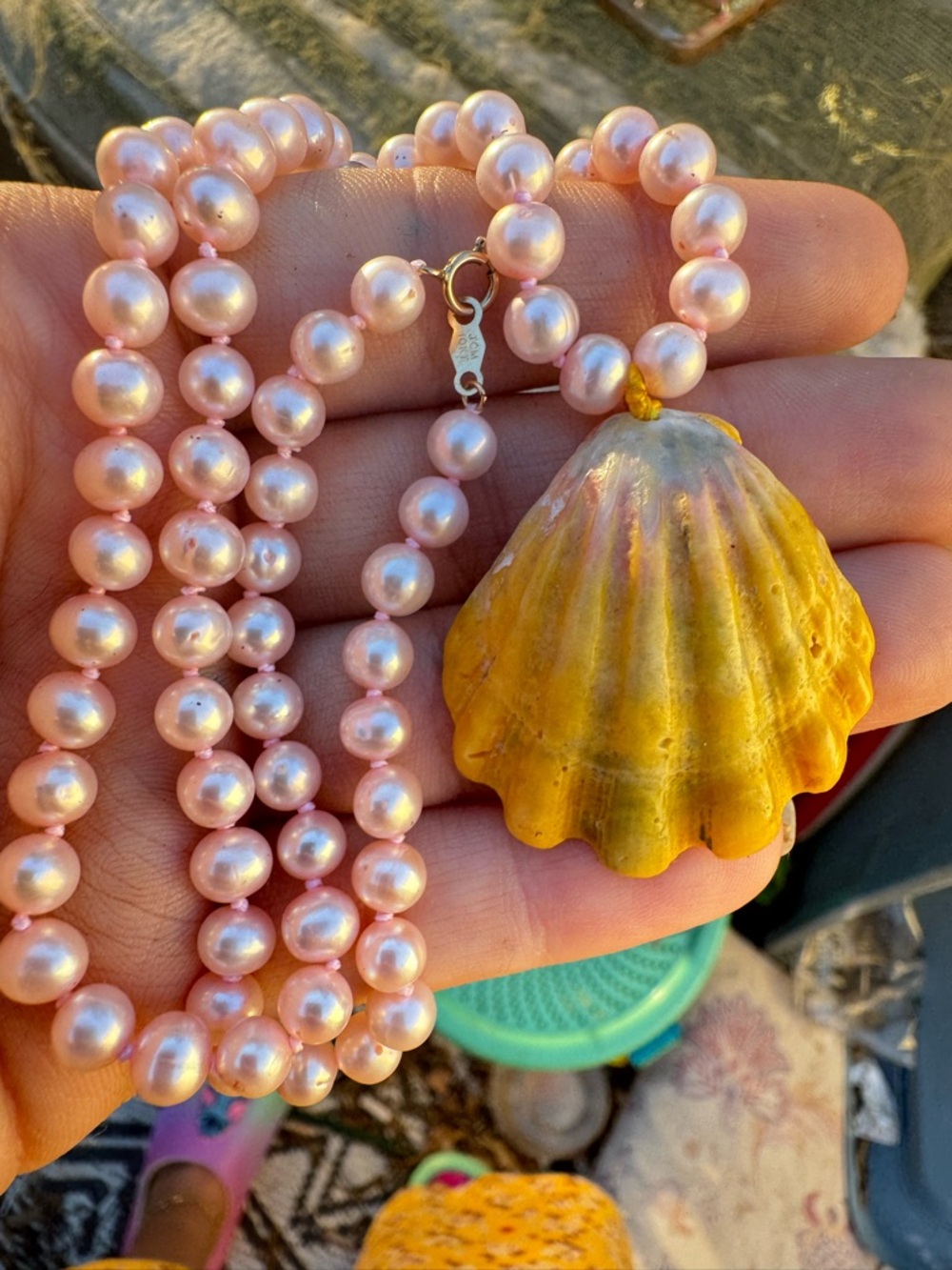 Rare Hawaii solid 10k gold genuine pearl/sunrise shell necklace-for royalty - Picture 9 of 15